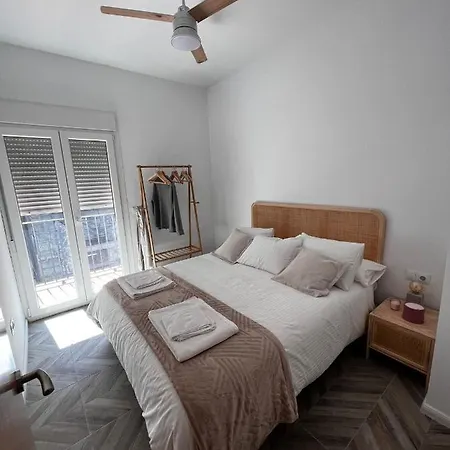 Apartment Luxury New 6 Pax Downtown. *