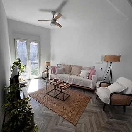 Appartamento Luxury New 6 Pax Apart Downtown.