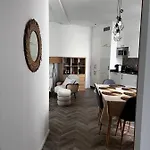 公寓 Luxury New 6 Pax Apart Downtown.