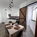Luxury New 6 Pax Apart Downtown. * 科爾多瓦