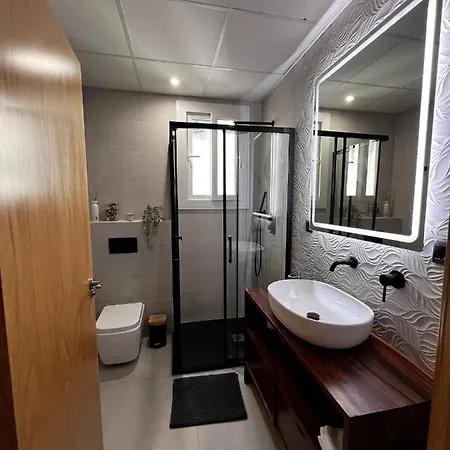 Luxury New 6 Pax Apart Downtown. * Córdoba